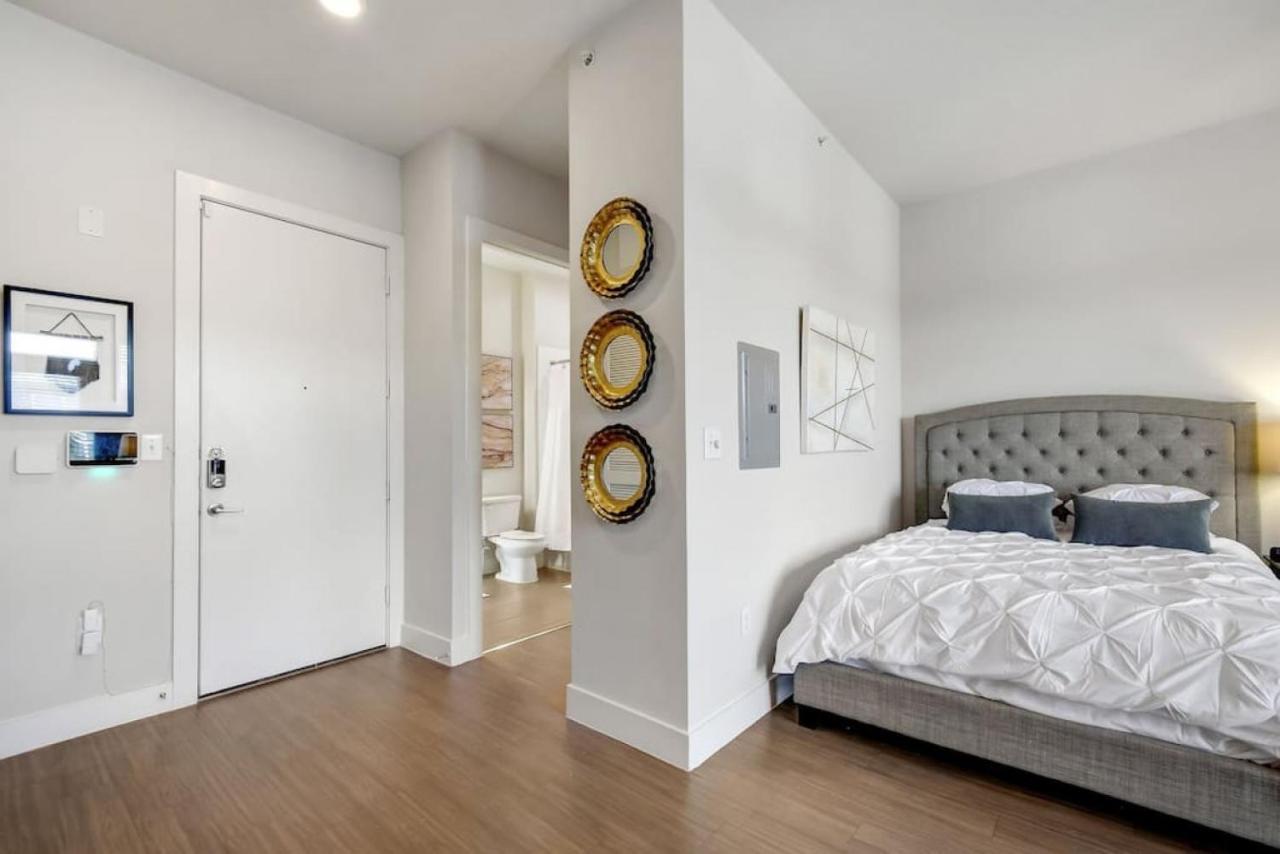 Apartment Elegant Modern Mins From Riverwalk